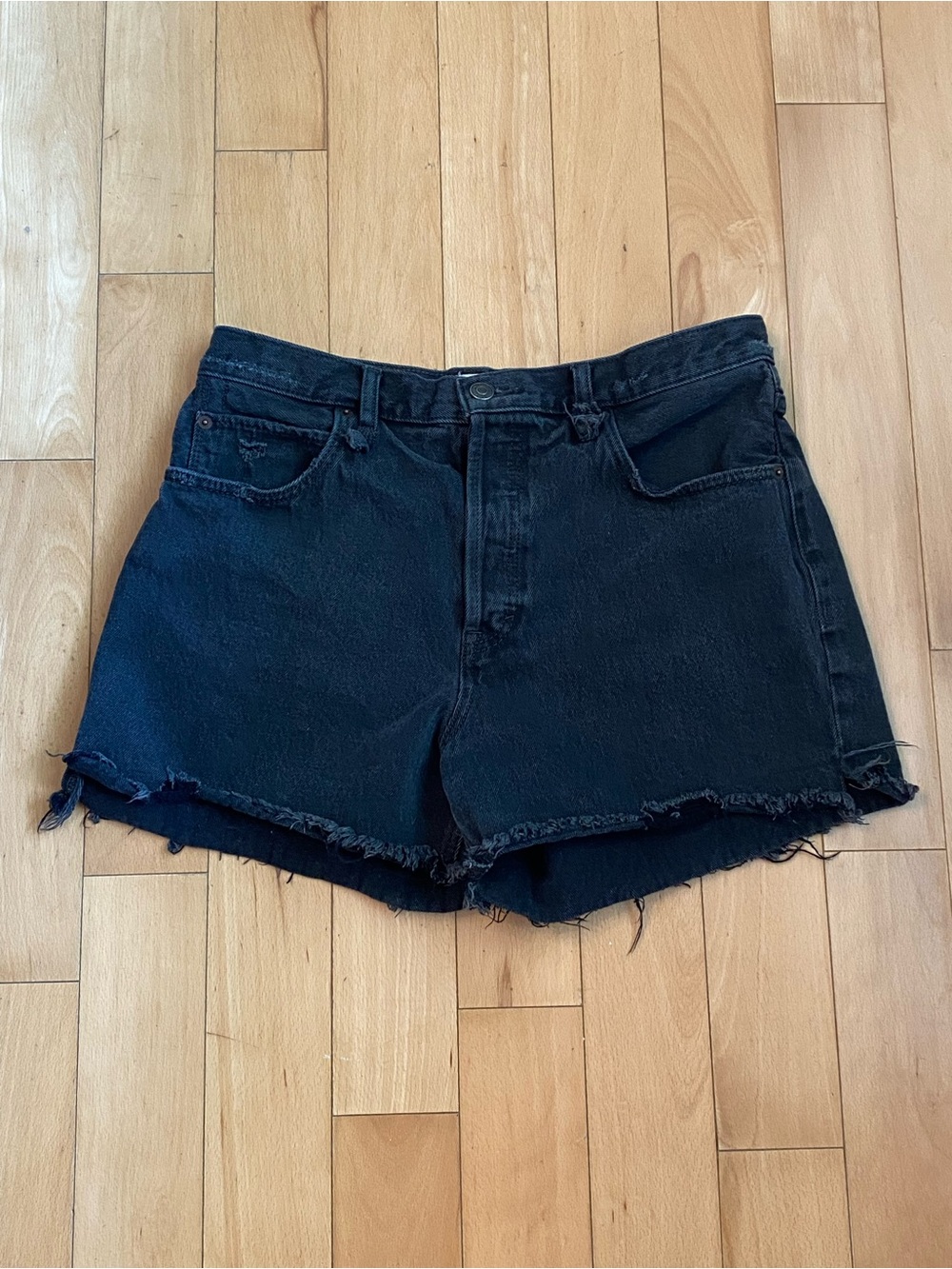 We The Free Black Distressed Denim Cutoff Shorts Size 31 Raw Hem Festival Grunge